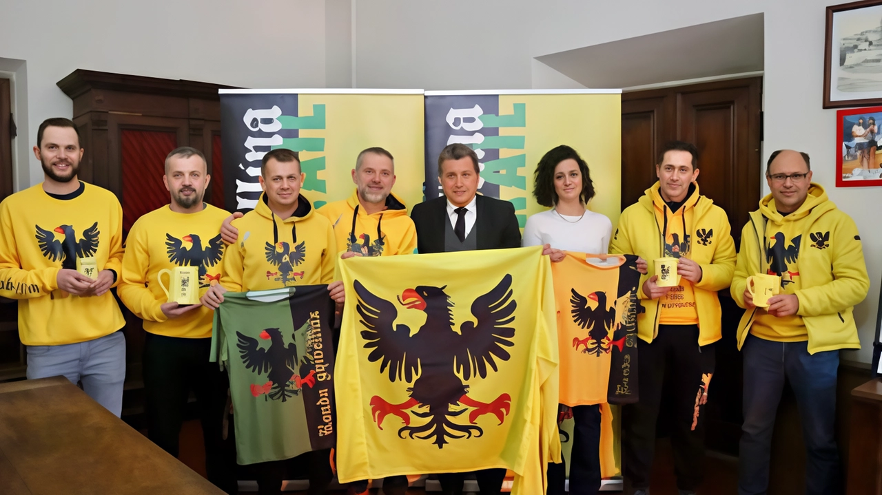 Domani e domenica, Castiglion Fiorentono ospita la manifestazione apprezzata a livello nazionale. Presente la Nazionale Italiana di Trail Running per il primo raduno di allenamento in vista dei mondiali. Domani e domenica, Castiglion Fiorentono ospita la manifestazione apprezzata a livello nazionale. Presente la Nazionale Italiana di Trail Running per il primo raduno di allenamento in vista dei mondiali.