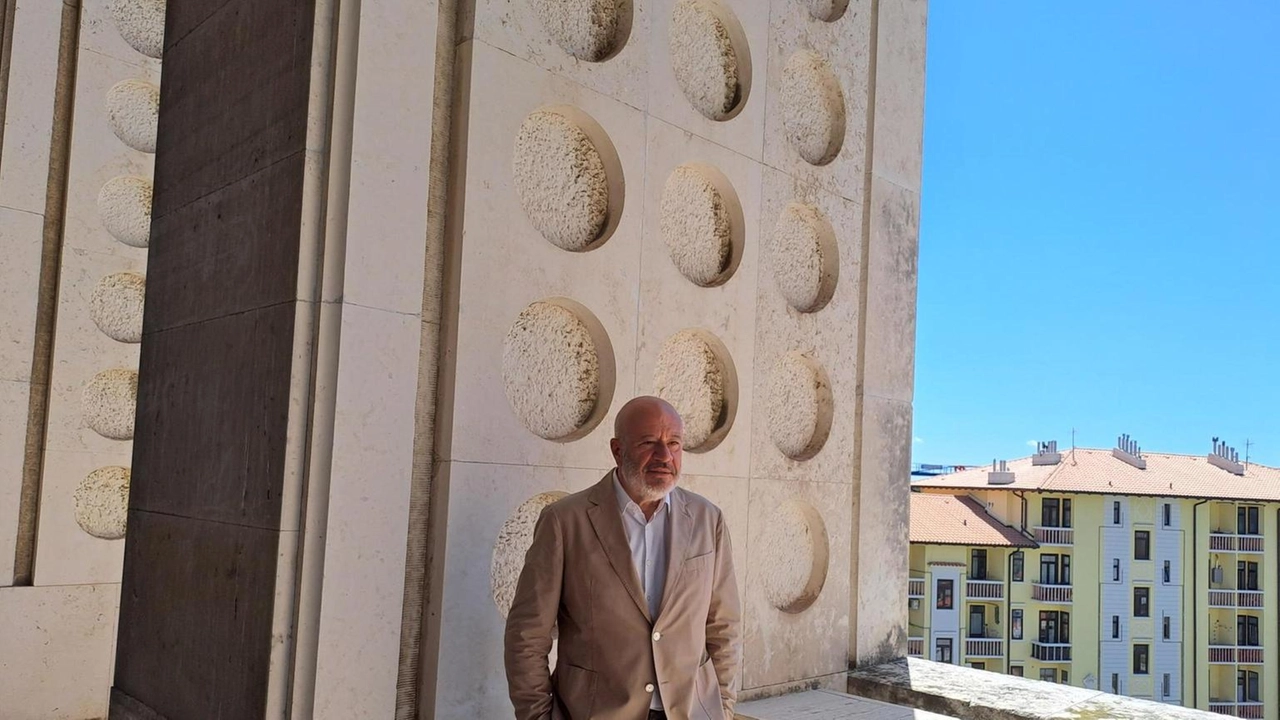 'I servizi sono esclusi, Incertezza è il grande problema' 'I servizi sono esclusi, Incertezza è il grande problema'