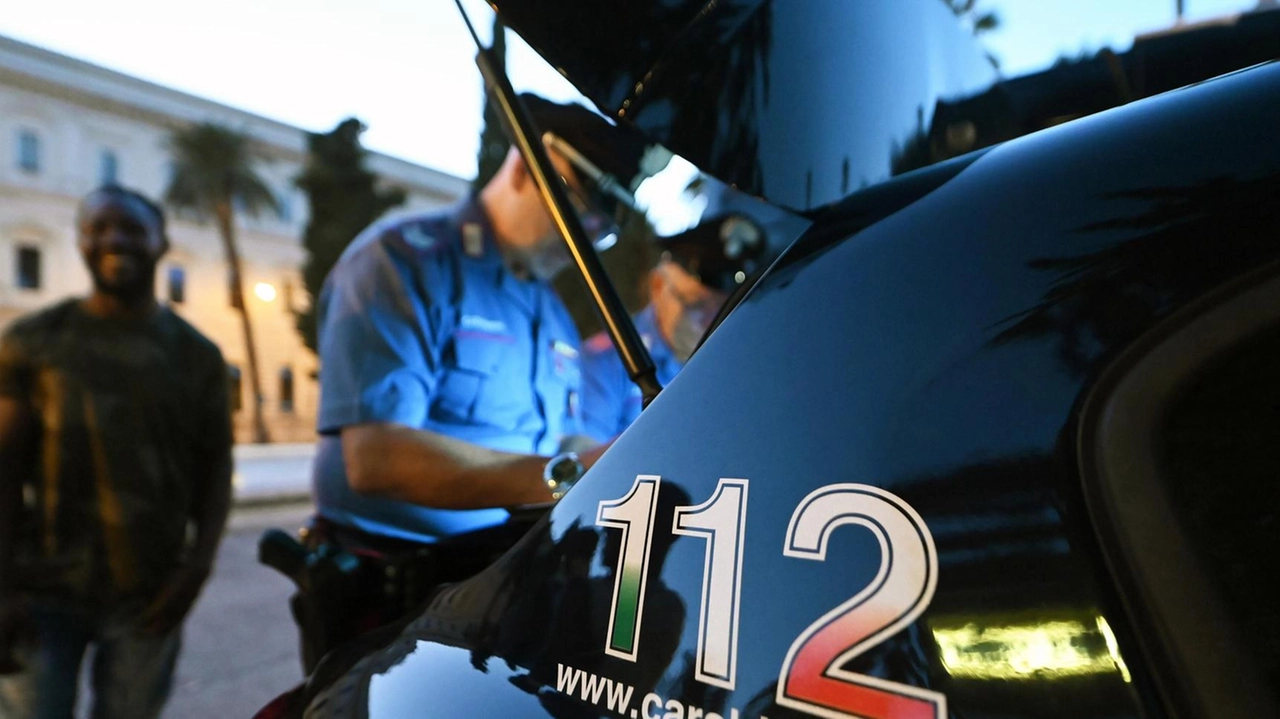 I carabinieri della compagnia di Prato e. del Sesto Battaglione Toscana hanno portato a termine lo sgombero I carabinieri della compagnia di Prato e. del Sesto Battaglione Toscana hanno portato a termine lo sgombero