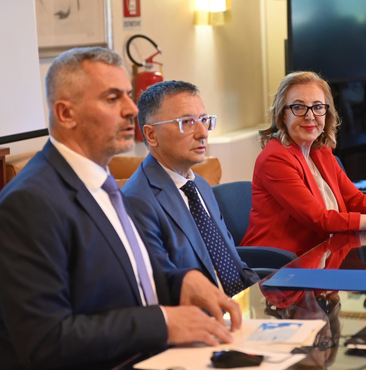 Il rapporto Bankitalia . L’Umbria cresce poco: "Un’economia debole" Il rapporto Bankitalia . L’Umbria cresce poco: "Un’economia debole"