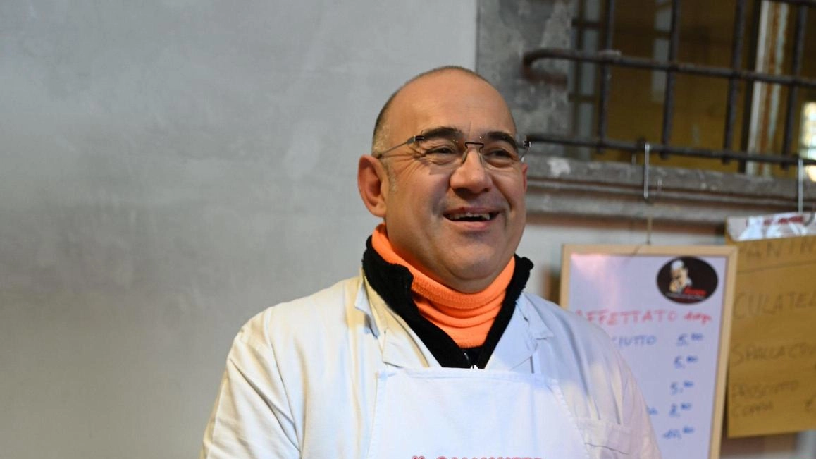 . Dall’alto Gabriele Pellegrini de Il salumiere Parma, Caterina Cornacchia e Jacopo Ferri del Cappelletto Matto di Reggio Emilia, Piero Giampaoli, Sergio Calambra del Podere Pellicciano. , Gabriele Bove dell’olio Bove e Rita tredici con i responsabili della Sagra della zuppa di Aquilea. . Dall’alto Gabriele Pellegrini de Il salumiere Parma, Caterina Cornacchia e Jacopo Ferri del Cappelletto Matto di Reggio Emilia, Piero Giampaoli, Sergio Calambra del Podere Pellicciano. , Gabriele Bove dell’olio Bove e Rita tredici con i responsabili della Sagra della zuppa di Aquilea.