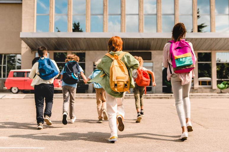 Scuola, a Firenze ripartenza tra i banchi ma è sos Ata