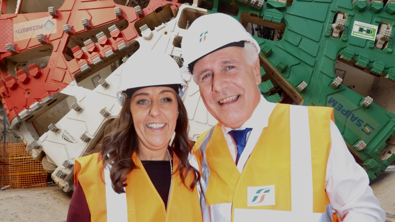 La sindaca Funaro e il governatore Giani, insieme il mese scorso nel cantiere Tav (Foto Gianluca Moggi/New Press Photo) La sindaca Funaro e il governatore Giani, insieme il mese scorso nel cantiere Tav (Foto Gianluca Moggi/New Press Photo)