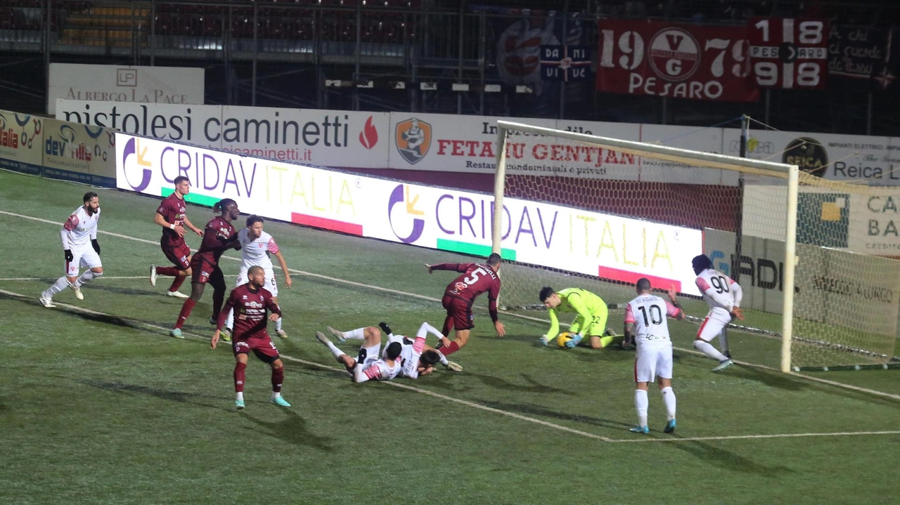 Prende forma la rosa del Pontedera (foto Bongianni/Germogli)