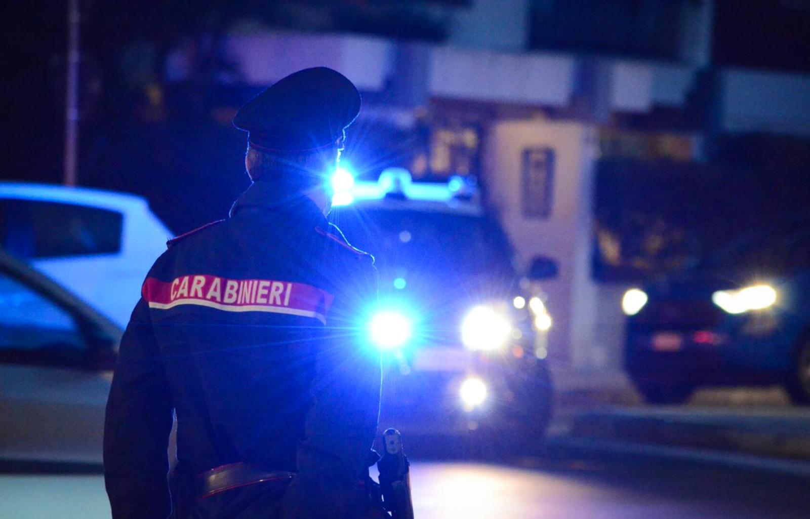 Firenze, 34enne accoltellato a un fianco. Ricoverato e operato d’urgenza