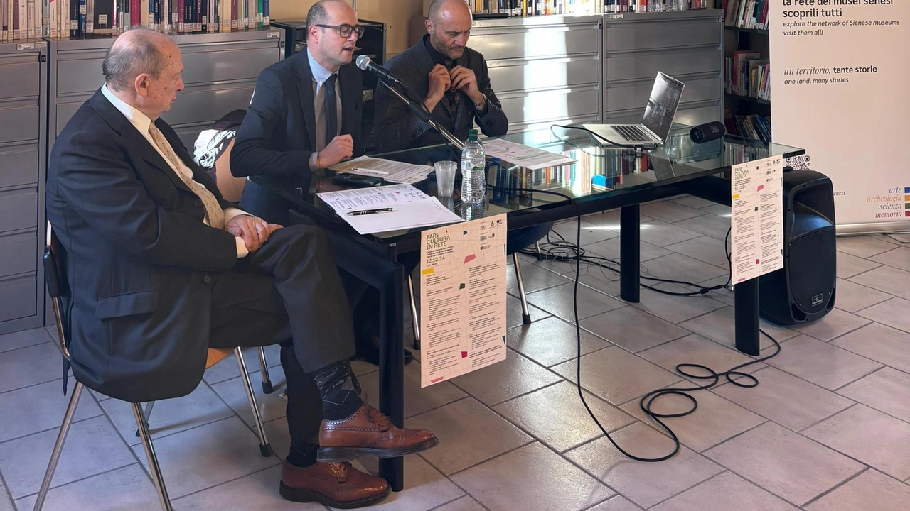 Incontro promosso al Santa Chiara e in sala Dante da Comune, Fondazione Musei senesi, Fondazione Santagata e. contributo del Ministero della Cultura Incontro promosso al Santa Chiara e in sala Dante da Comune, Fondazione Musei senesi, Fondazione Santagata e. contributo del Ministero della Cultura