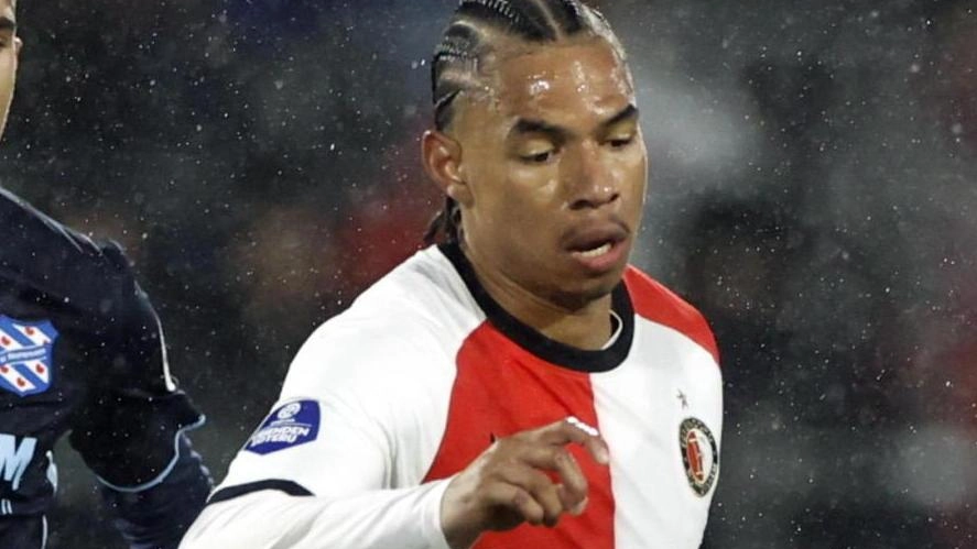 L’arrivo di Stengs ha scaldato gli animi del mondo Pisa. D’altronde, parla il curriculum: oltre cento presenze in Eredivisie, otto... L’arrivo di Stengs ha scaldato gli animi del mondo Pisa. D’altronde, parla il curriculum: oltre cento presenze in Eredivisie, otto...