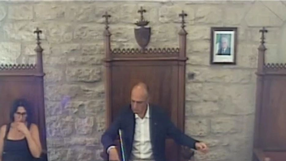 Si è svolta in seduta mista la terza seduta del consiglio comunale sotto l’amministrazione del primo cittadino Vittorio Fiorucci Si è svolta in seduta mista la terza seduta del consiglio comunale sotto l’amministrazione del primo cittadino Vittorio Fiorucci