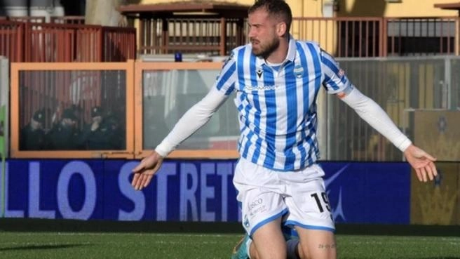 Calciomercato Grifo. Due pedine per il ritiro. Corsinelli e La Mantia da chiudere in fretta