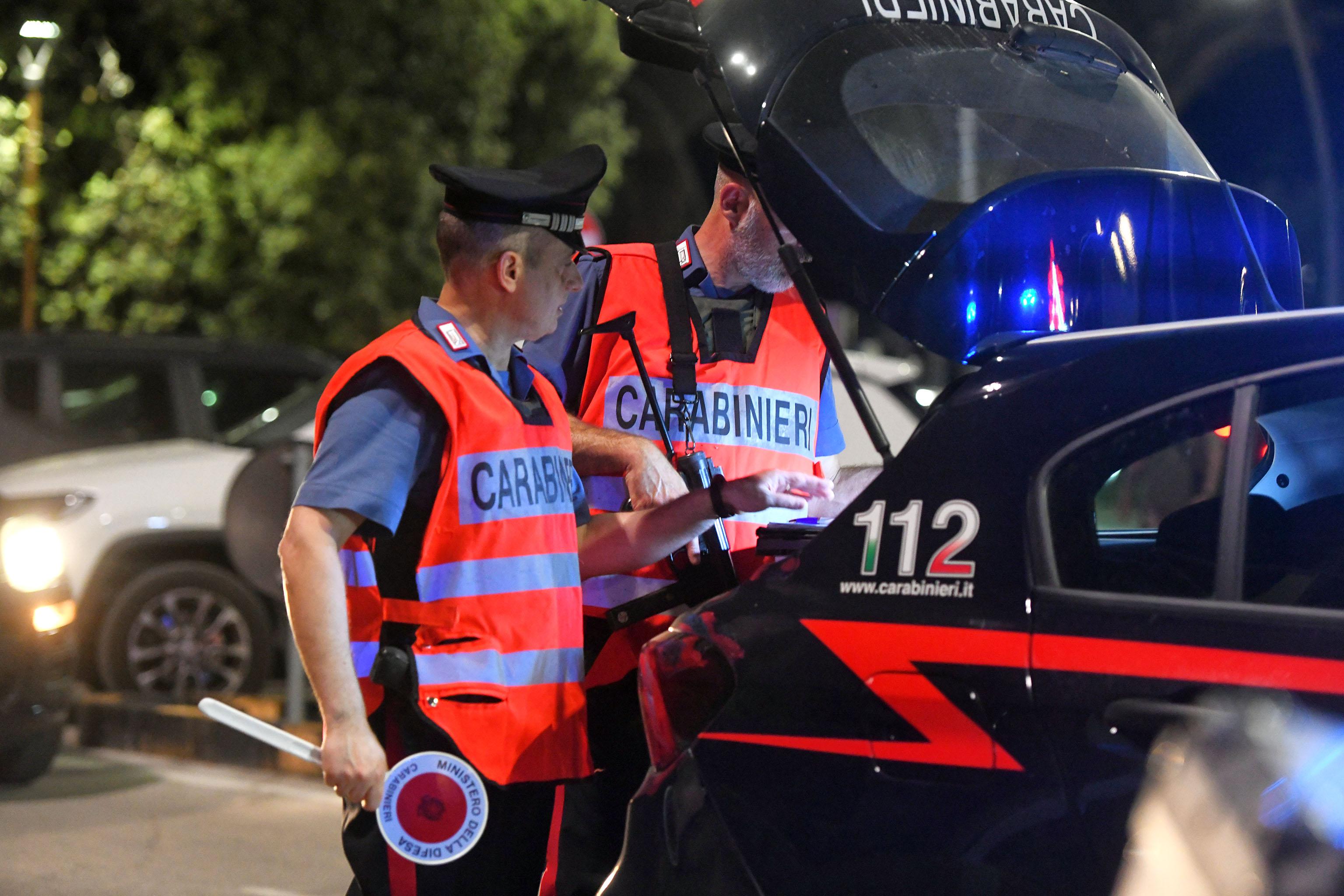 Marina di Pisa, trovato con mezzo chilo di metanfetamine. Scatta arresto Marina di Pisa, trovato con mezzo chilo di metanfetamine. Scatta arresto