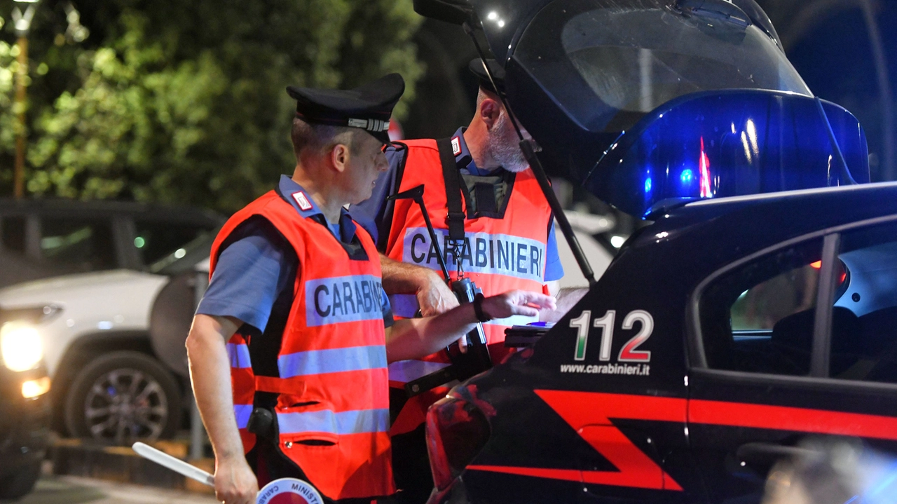 Marina di Pisa, trovato con mezzo chilo di metanfetamine. Scatta arresto