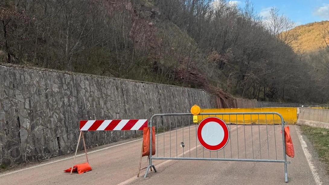 Il sindaco Massimo Galli in contatto con la Provincia per cercare di riaprire almeno una corsia