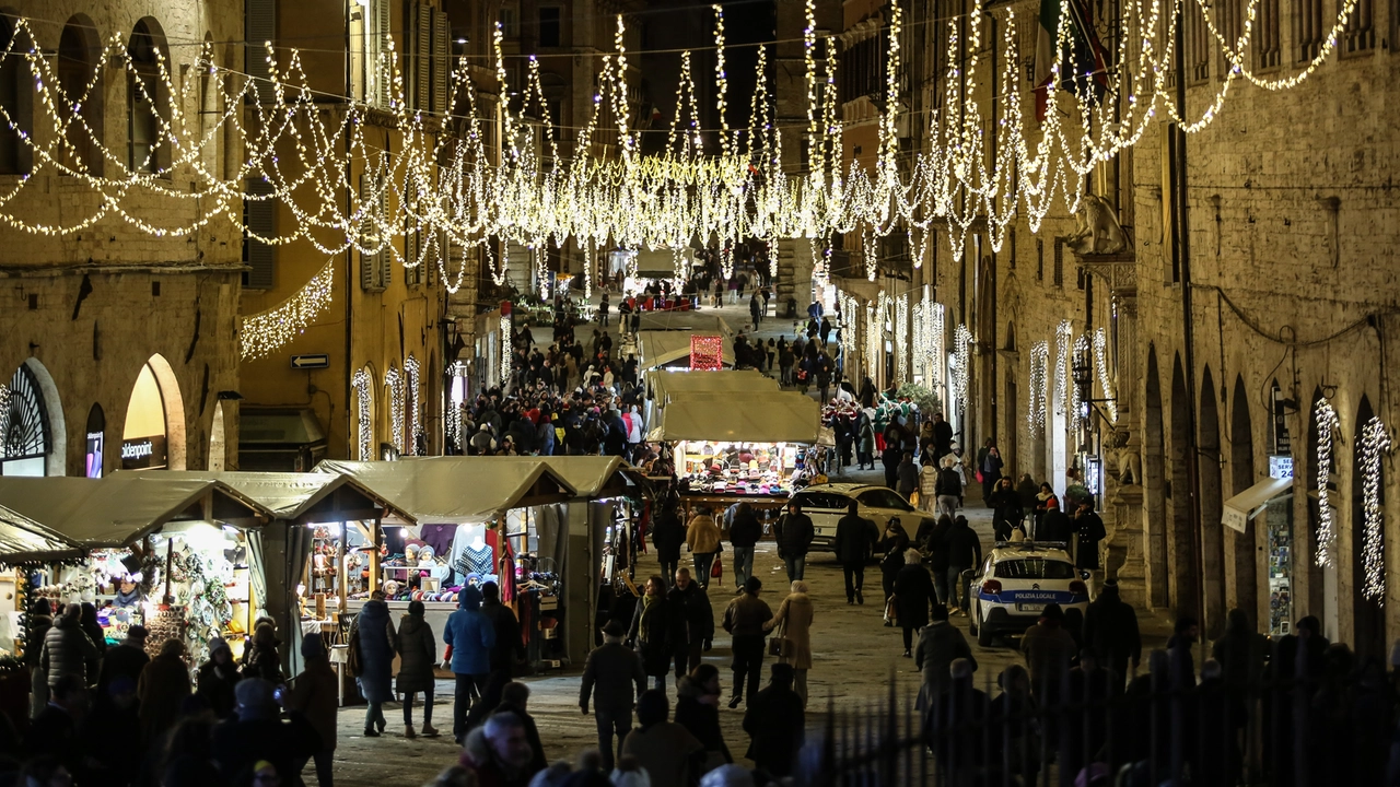 Alcuni degli allestimenti natalizi nel cuore di Perugia Alcuni degli allestimenti natalizi nel cuore di Perugia