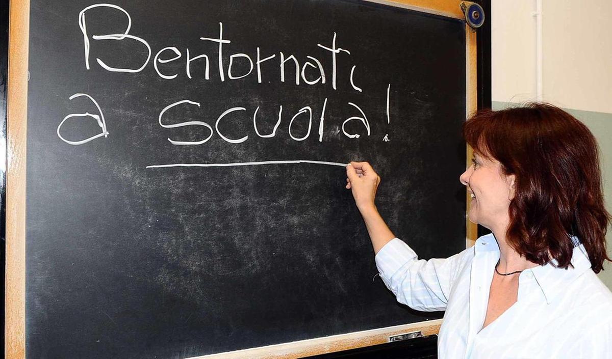 santa susina primo giorno di scuola in toscana suona la campanella per oltre 400mila alunni