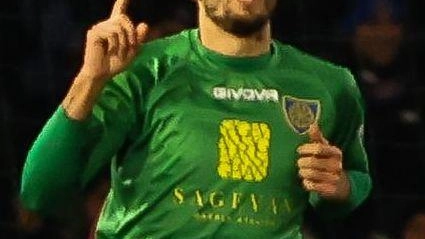 L’esultanza di Finotto dopo il gol nel derby di Pisa L’esultanza di Finotto dopo il gol nel derby di Pisa