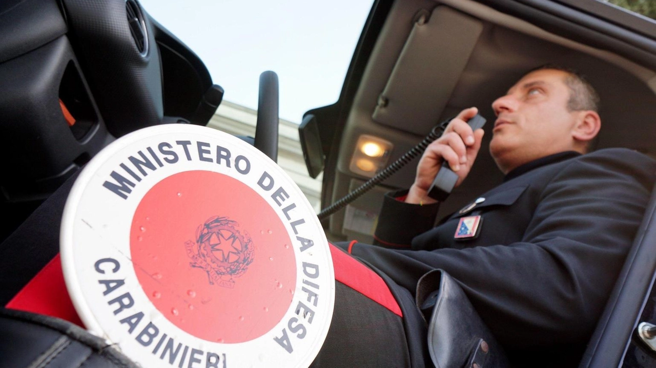 Il docente è agli arresti domiciliari dallo scorso 3 aprile Ora è stata incaricata una psicologa per l’ascolto della minore Il docente è agli arresti domiciliari dallo scorso 3 aprile Ora è stata incaricata una psicologa per l’ascolto della minore