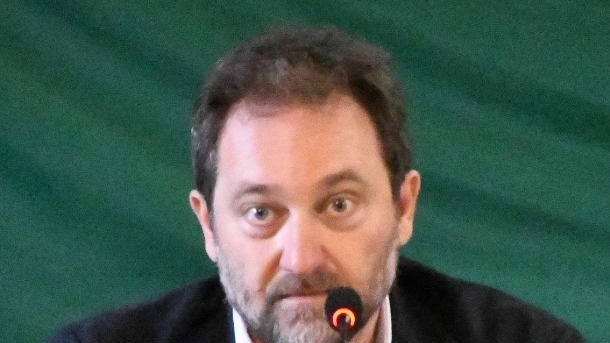 Dopo la precedente riunione infuocata, i consiglieri provano a trovare soluzioni Dopo la precedente riunione infuocata, i consiglieri provano a trovare soluzioni