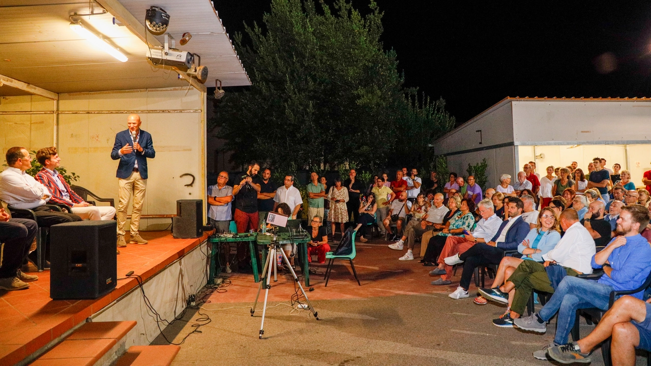 La rinascita di Sammezzano. Moretti incontra la cittadinanza: “Sentiamo l’affetto della gente”