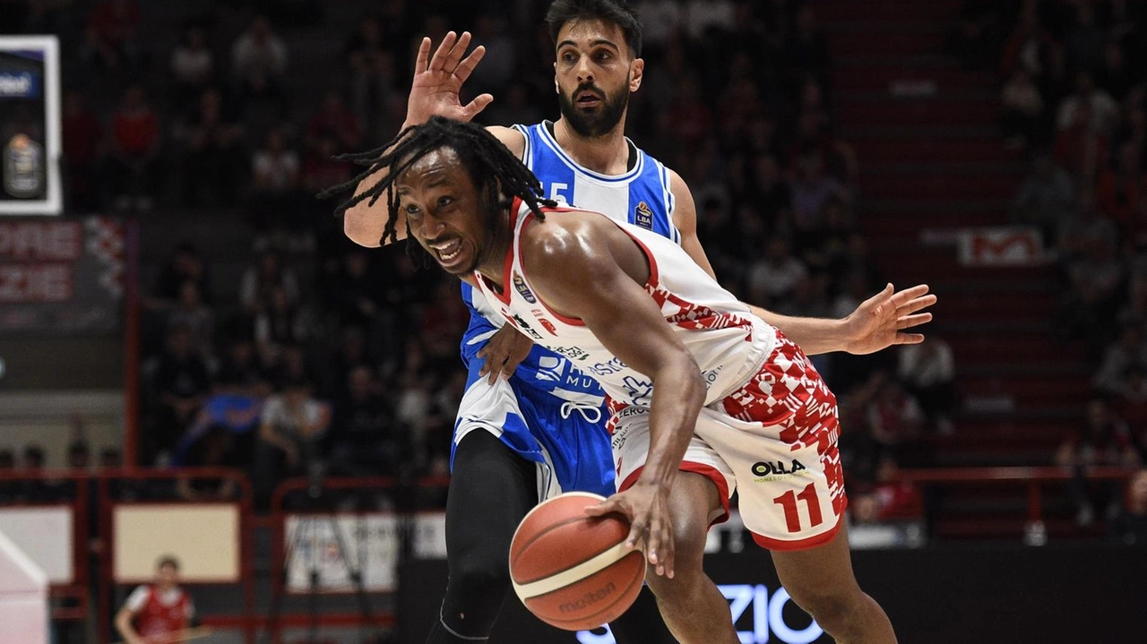 Pistoia in crisi: rischio retrocessione dopo la vittoria di Varese su Napoli