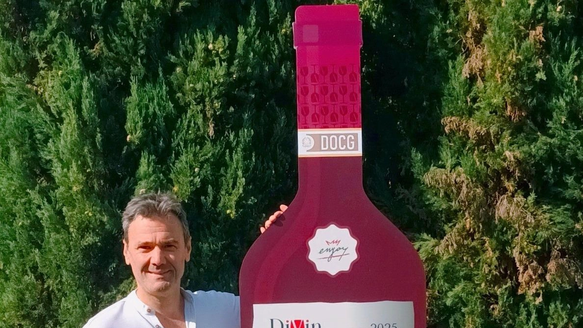 Alessio Berni, segretario dell’associazione Terre di Valdelsa che ha organizzato la prima edizione di “Calici di stelle - DiVin Boccaccio” Alessio Berni, segretario dell’associazione Terre di Valdelsa che ha organizzato la prima edizione di “Calici di stelle - DiVin Boccaccio”