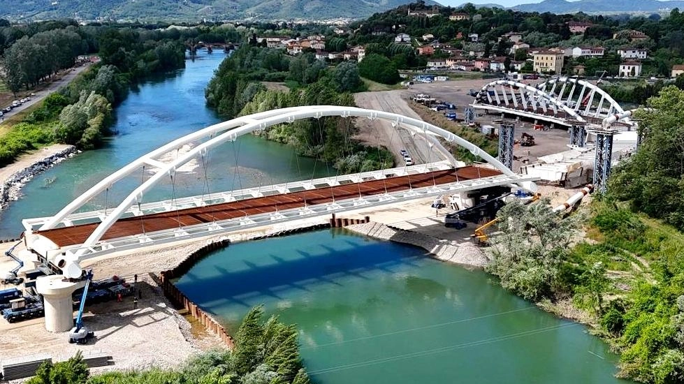 Il nuovo ponte sul Serchio