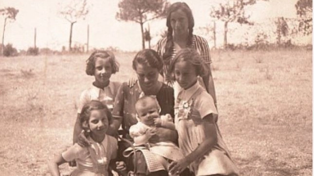 Le truppe armate tedesche il 3 agosto 1944 sterminarono Cesarina Agar Mazzetti, Luce ed Anna Maria Einstein Le truppe armate tedesche il 3 agosto 1944 sterminarono Cesarina Agar Mazzetti, Luce ed Anna Maria Einstein