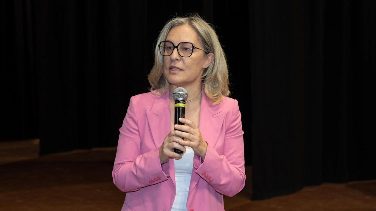 Federica Fratoni, pistoiese, fa parte della maggioranza che ha portato a termine il percorso legislativo Federica Fratoni, pistoiese, fa parte della maggioranza che ha portato a termine il percorso legislativo