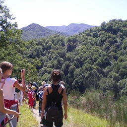 Trekking e riflessioni. A spasso nella natura contro l’overtourism