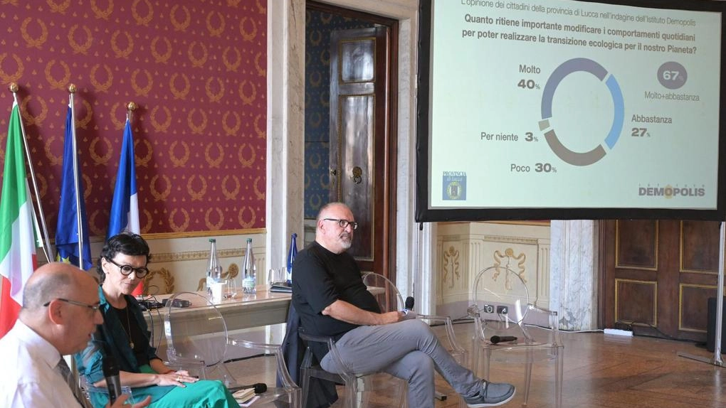 La presentazione dell’indagine ieri. a Palazzo Ducale (foto Alcide)