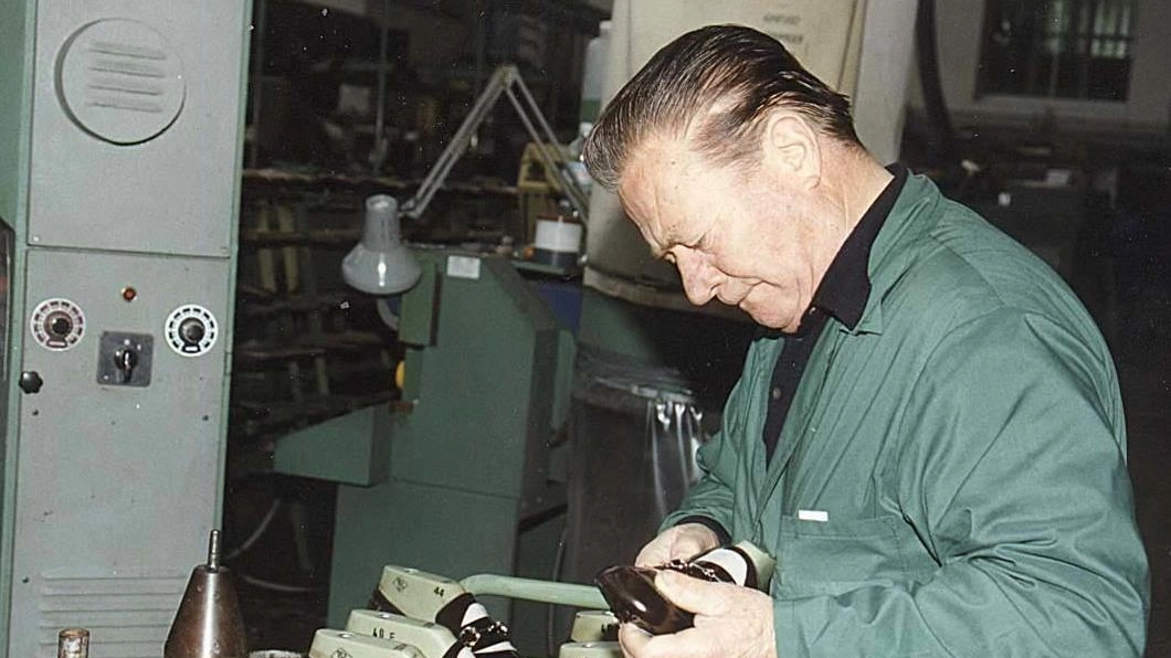 Ci sono opportunità di lavoro nel mondo della calzatura che ha, nel Pisano, uno dei suoi importanti distretti della Toscana... Ci sono opportunità di lavoro nel mondo della calzatura che ha, nel Pisano, uno dei suoi importanti distretti della Toscana...