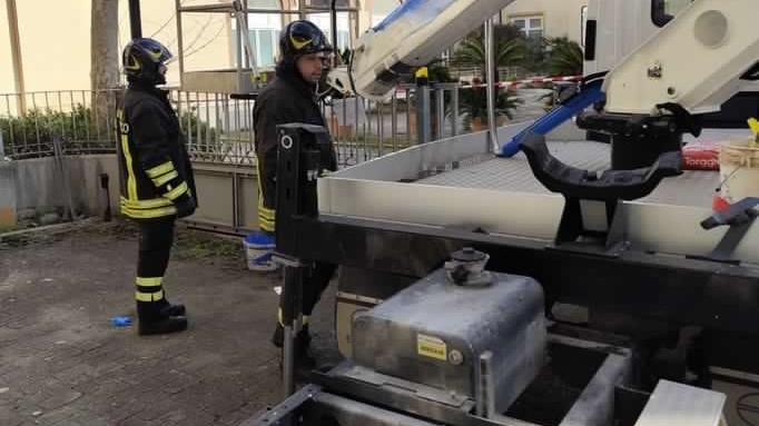 ferito lavoro termoli operaio