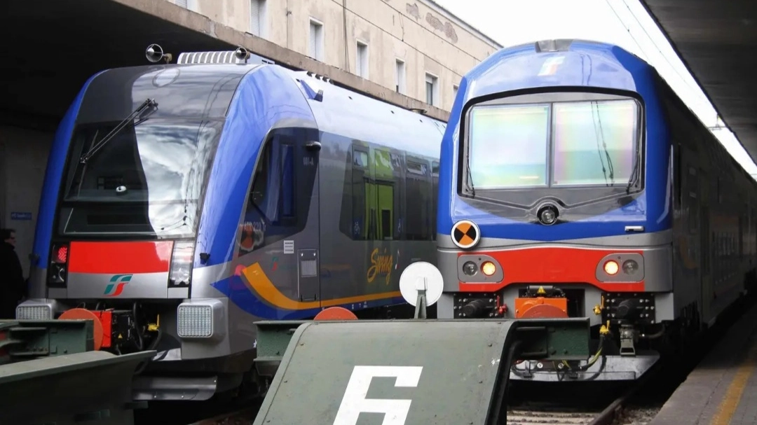 Treni (immagine di repertorio) Treni (immagine di repertorio)