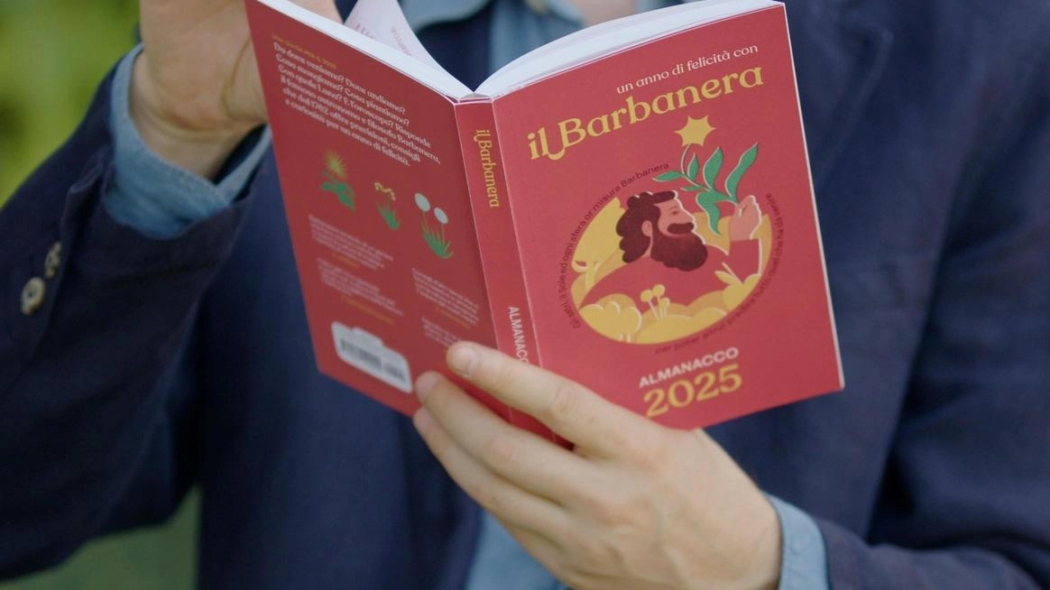 L'Almanacco Barbanera 2025, con nuova grafica e contenuti, celebra le piante coltivate e spontanee. Un viaggio di un anno nel segno della serenità e delle buone pratiche, con rubriche classiche e un impegno per la sostenibilità. Accettato dall'Unesco come patrimonio documentario.
