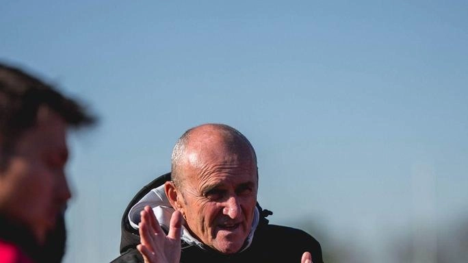 Il tecnico biancorosso Vincenzo Cangelosi Il tecnico biancorosso Vincenzo Cangelosi