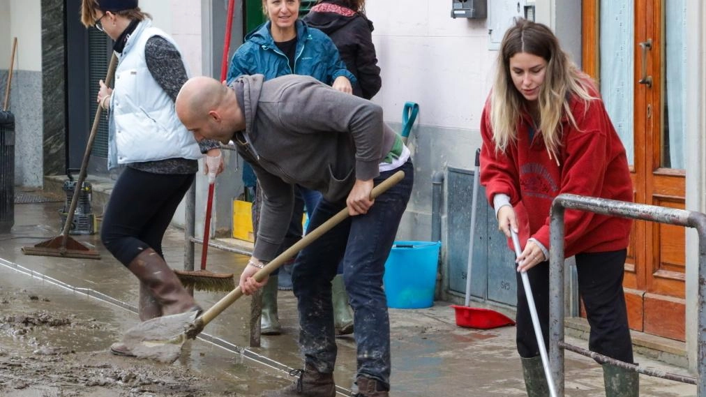 Era una richiesta che i comitati che riuniscono gli alluvionati campigiani facevano da tempo. E che hanno sempre perorato... Era una richiesta che i comitati che riuniscono gli alluvionati campigiani facevano da tempo. E che hanno sempre perorato...