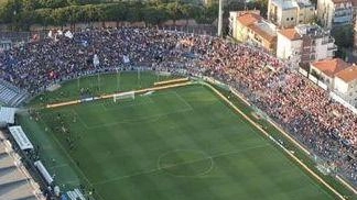 La decisione della Giunta con un atto di indirizzo in attesa delle scelte del club