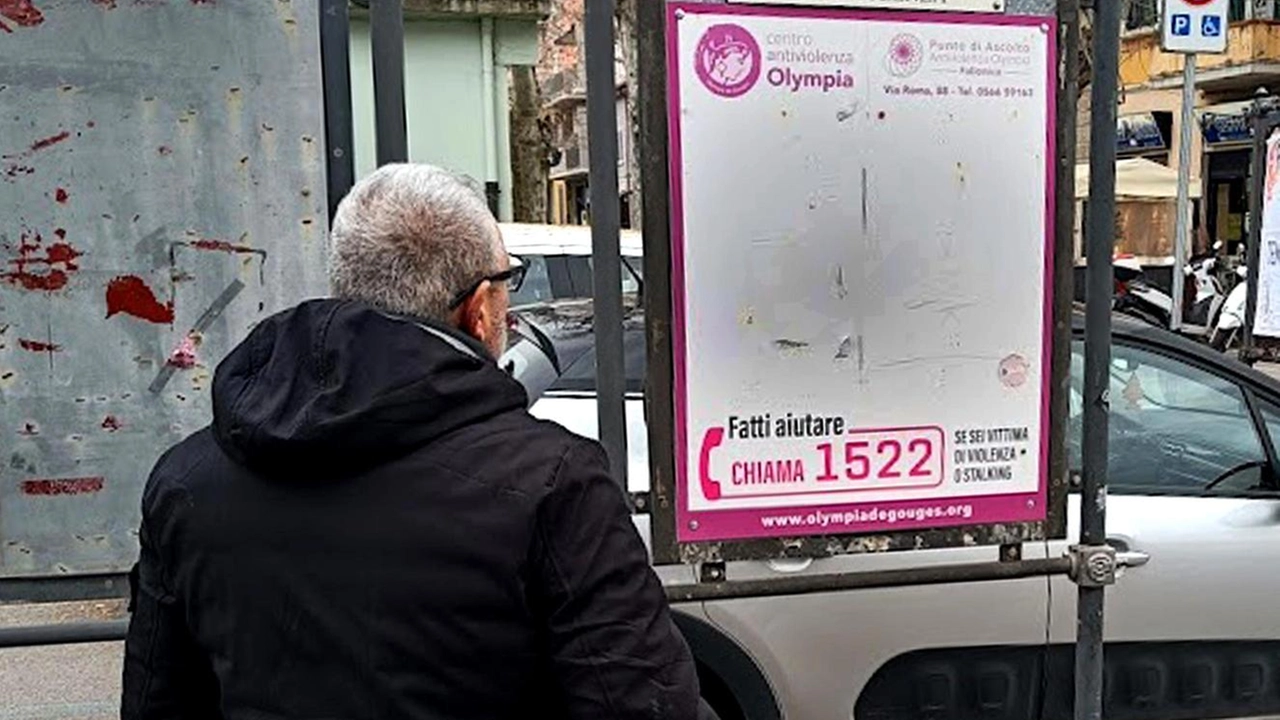 Quaglierini (Rifondazione Comunista) sui vandali al centro antiviolenza "Prendere subito le distanze da queste persone. Aspetto il sindaco". Quaglierini (Rifondazione Comunista) sui vandali al centro antiviolenza "Prendere subito le distanze da queste persone. Aspetto il sindaco".