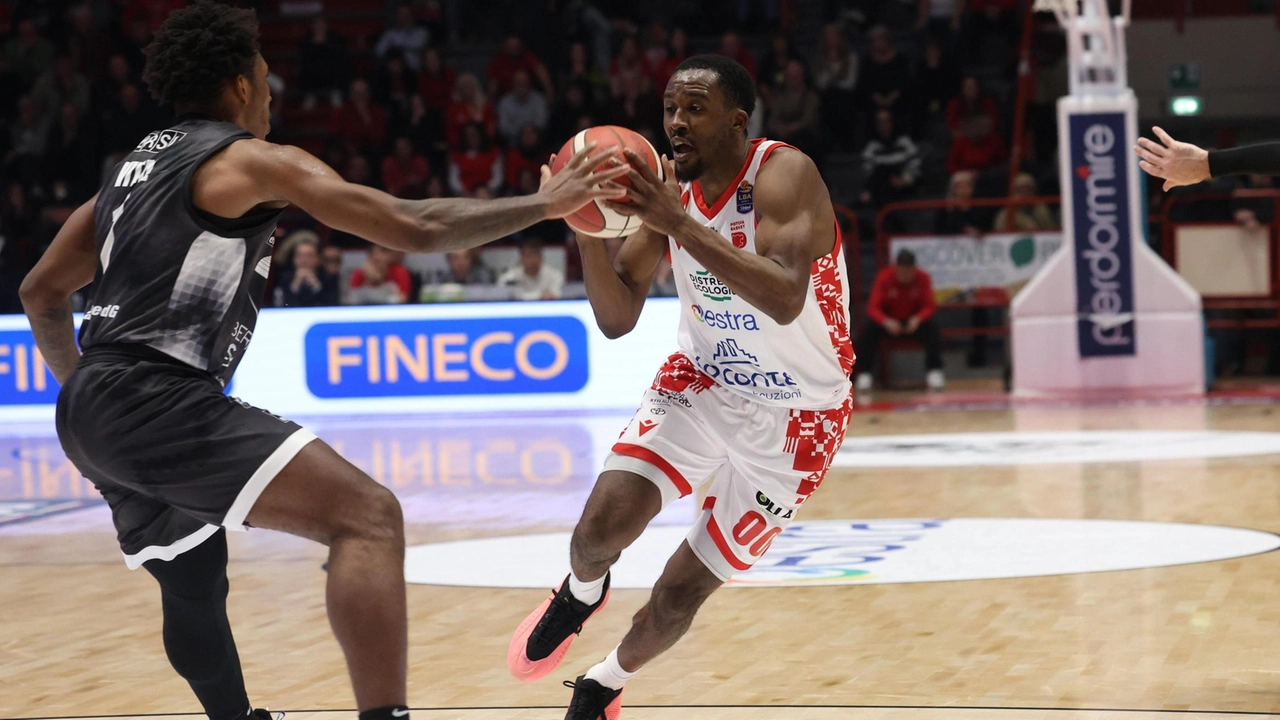 Semaj Christon in penetrazione Semaj Christon in penetrazione