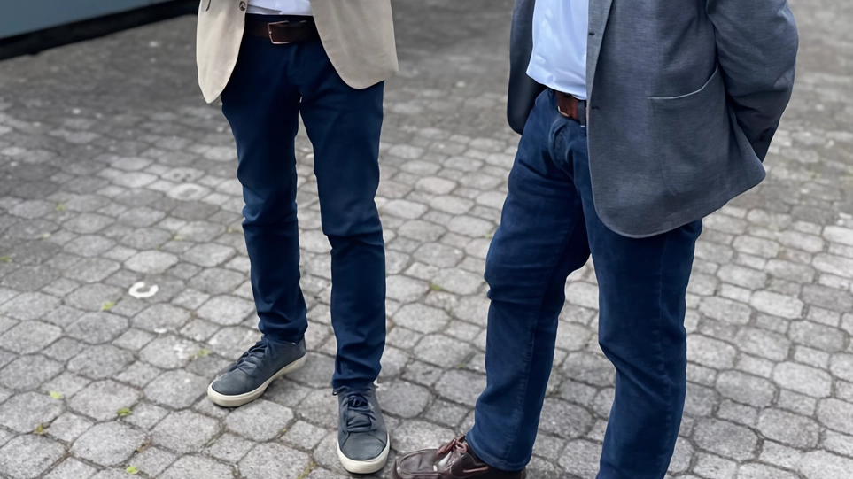 Maurizio Seri, amministratore unico di Tft e il presidente Bernardo Mennini. Sui convogli che portano in Casentino e a Sinalunga sono stati installati defibrillatori per la sicurezza dei viaggiatori