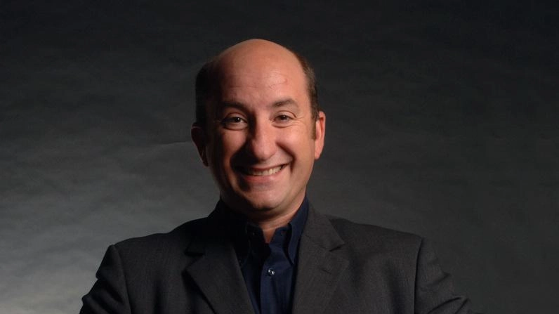 Venerdì e sabato sera al Politeama c’è Antonio Albanese con «Personaggi» uno show unico scritto insieme a Michele Serra: biglietti da tempo sold out Venerdì e sabato sera al Politeama c’è Antonio Albanese con «Personaggi» uno show unico scritto insieme a Michele Serra: biglietti da tempo sold out