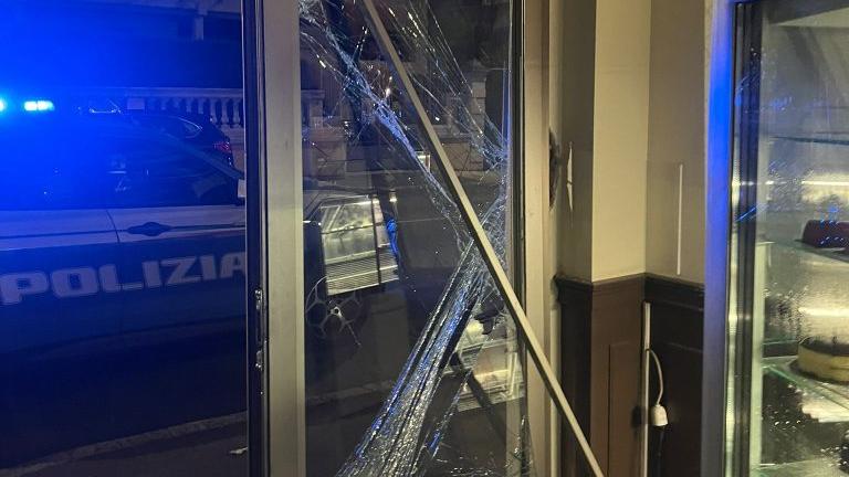 Spaccata al bar “Chantilly” alla Pietà, è il terzo assalto