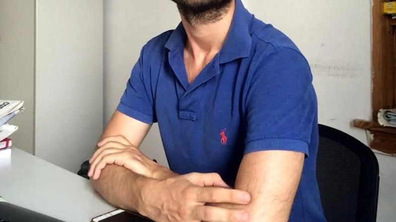 Il consigliere comunale, candidato alla segreteria cittadina, rende nota la decisione della commissione regionale. La palla passa al commissario. Il consigliere comunale, candidato alla segreteria cittadina, rende nota la decisione della commissione regionale. La palla passa al commissario.