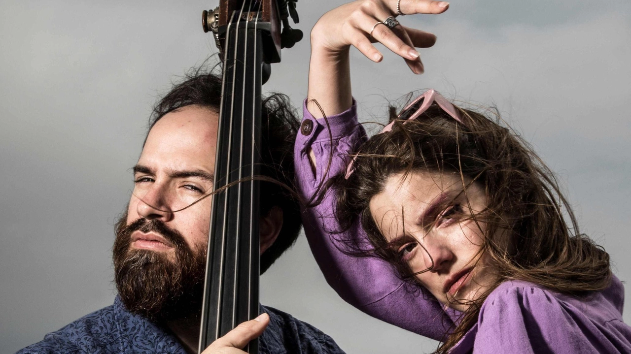 Torna MetJazz nella città, la serie di appuntamenti del festival parallela ai concerti in cartellone al Metastasio o al Fabbricone.... Torna MetJazz nella città, la serie di appuntamenti del festival parallela ai concerti in cartellone al Metastasio o al Fabbricone....