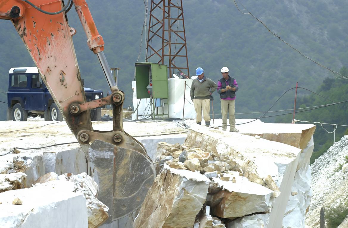 monitoraggio marmo un anno da dimenticare arretrano la produzione e i livelli occupazionali