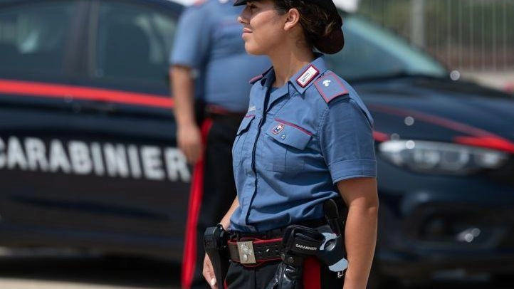 Provvidenziale l’intervento dei carabinieri, che hanno fermato l’auto con a bordo due giovani poi riconosciuti come gli autori della tentata truffa