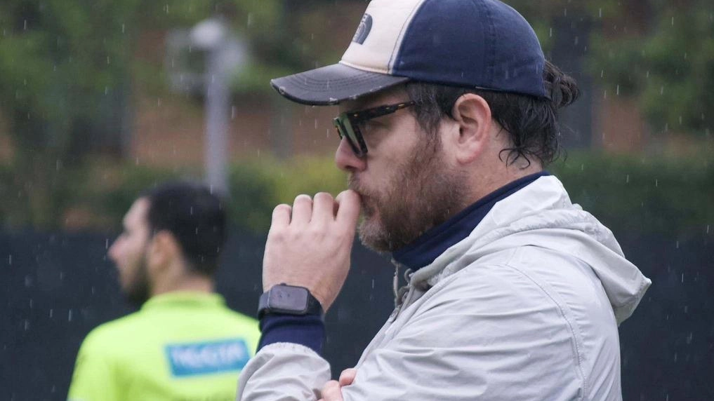 Mister Enrico Testini: "La retrocessione ci ha lasciato molta amarezza. Dobbiamo farne tesoro e affrontare la stagione con maggiore grinta". Mister Enrico Testini: "La retrocessione ci ha lasciato molta amarezza. Dobbiamo farne tesoro e affrontare la stagione con maggiore grinta".