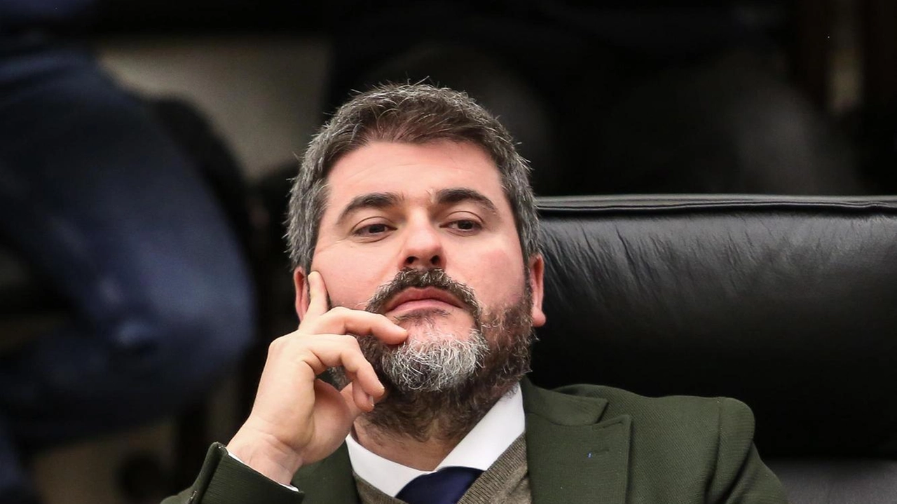 PERUGIA - L’assessore regionale all’ambiente, Thomas De Luca, ha deciso insieme agli atri soggetti coinvolti nella questione della presunta presenza... PERUGIA - L’assessore regionale all’ambiente, Thomas De Luca, ha deciso insieme agli atri soggetti coinvolti nella questione della presunta presenza...