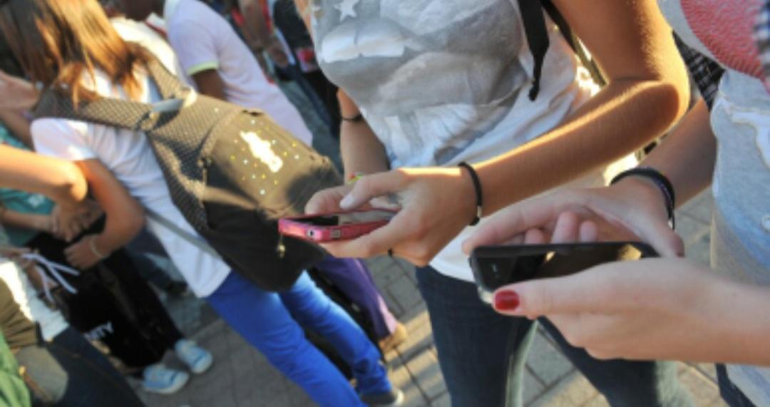 16 agosto, il Telefono Azzurro non va in vacanza