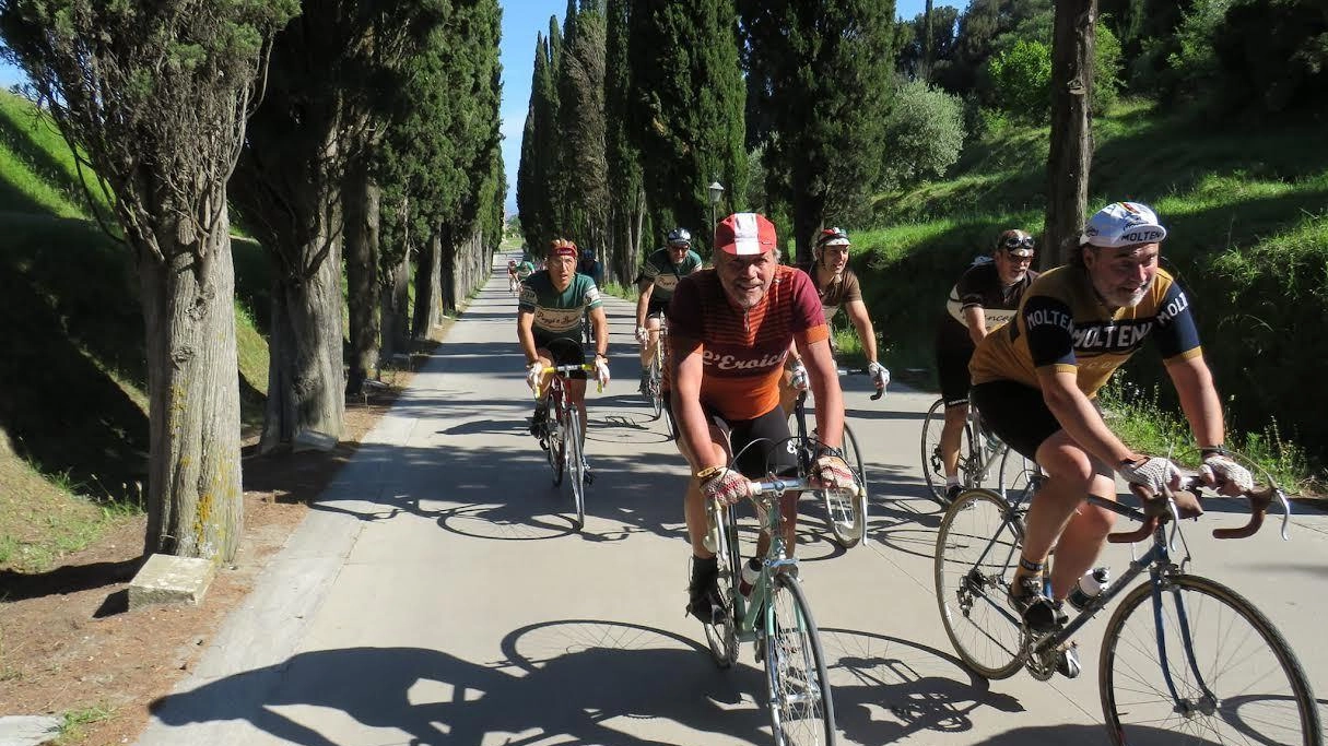 Montepulciano ma non solo perché nei quattro percorsi proposti, diversi per lunghezza (123 km, 98 km, 66 km, 42 km)
