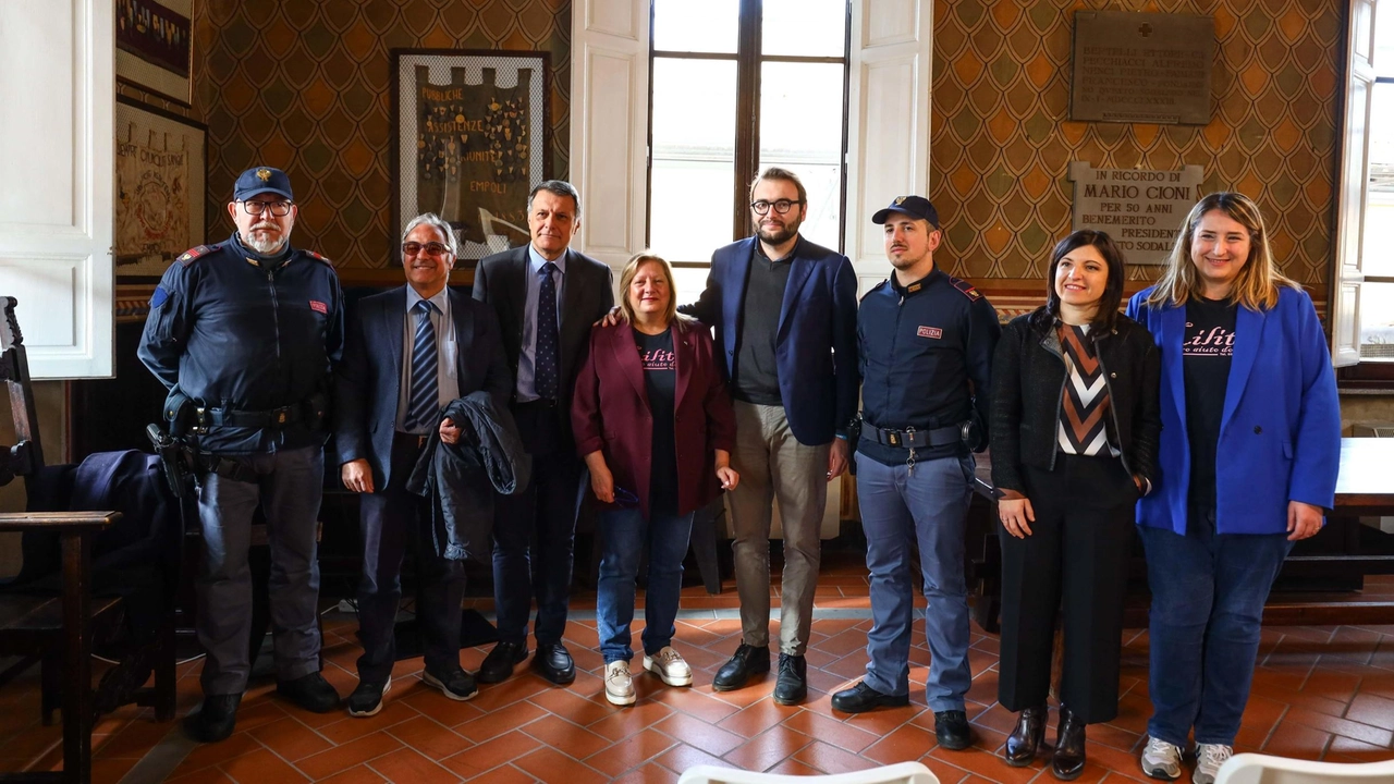 I termini dell’accordo di collaborazione fra la Questura e il Centro aiuto donna Lilith sono stati presentati alle Pubbliche Assistenze I termini dell’accordo di collaborazione fra la Questura e il Centro aiuto donna Lilith sono stati presentati alle Pubbliche Assistenze